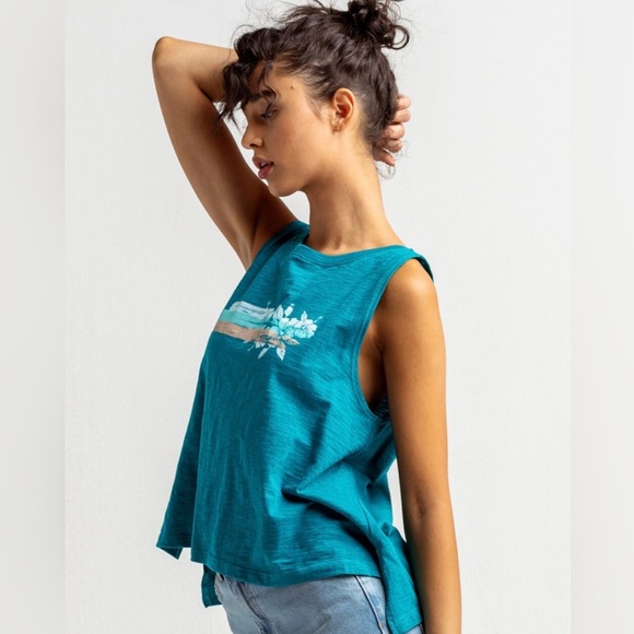 ROXY Splash Hibiscus Tank size small - Picture 3 of 8